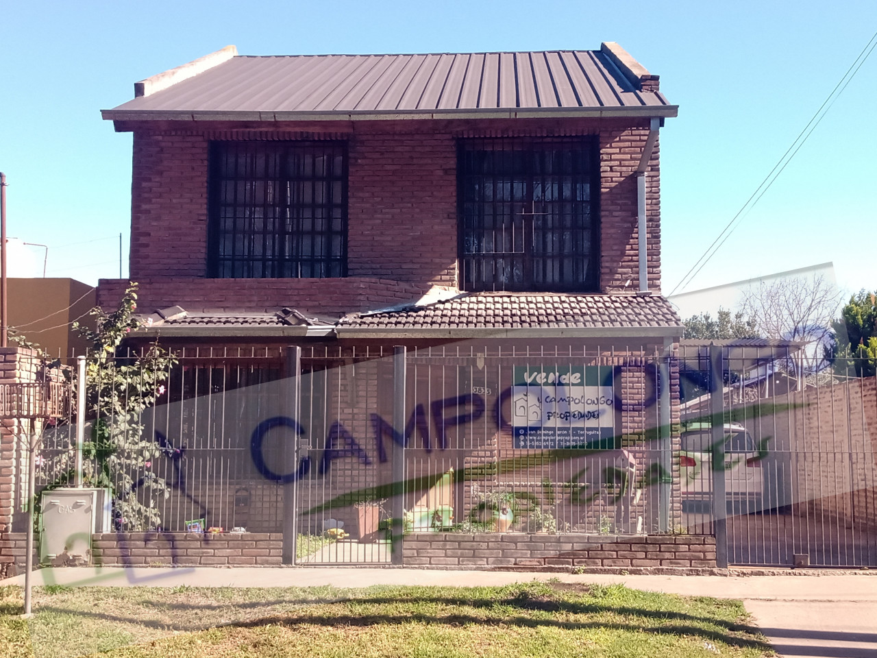 REGIA CASA EN 2 PLANTAS A TERMINAR EN TORTUGUITAS